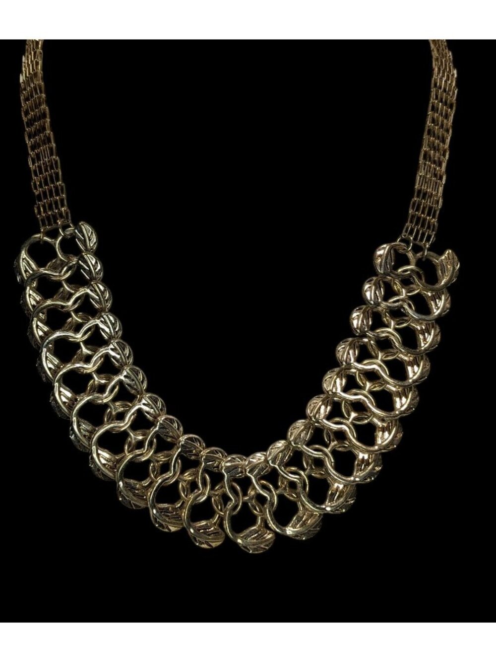 Erica Lyons Gold Link Statement Necklace Leaf Motif Bib Collar Vintage Glam